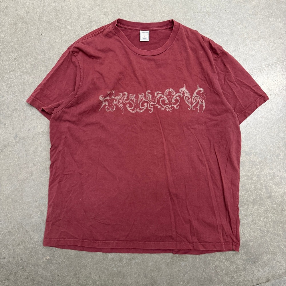 Old Navy Mens XL Burgundy Tribal Graphic T-Shirt Short Sleeve Maroon Tee